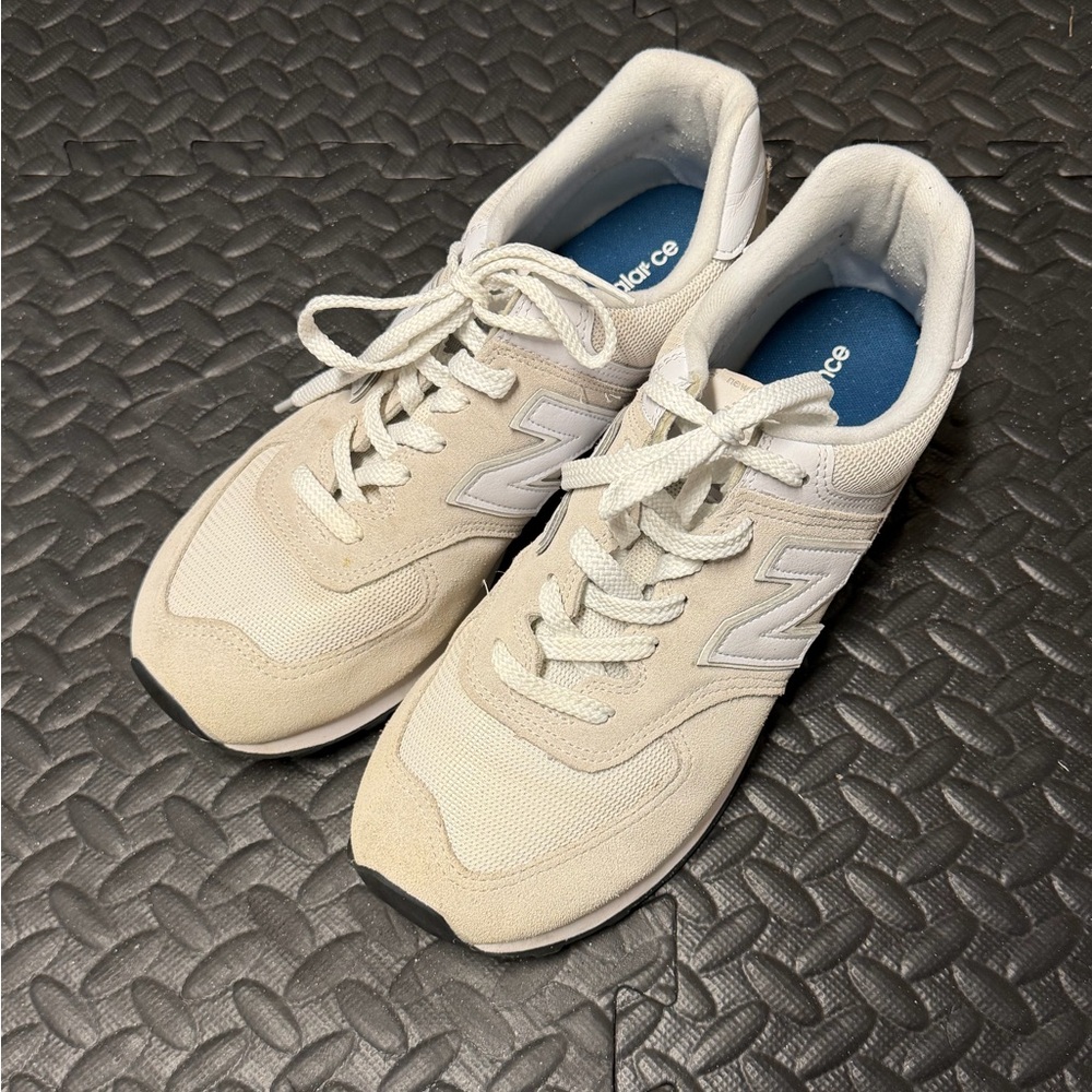 New Balance Men's Off-White Sneakers